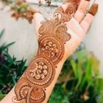 modern royal front hand mehndi 1